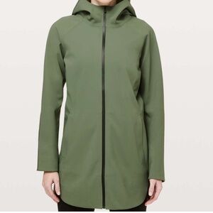 NWOT Lululemon Glyde Along Softshell, Green Twill, Size 2